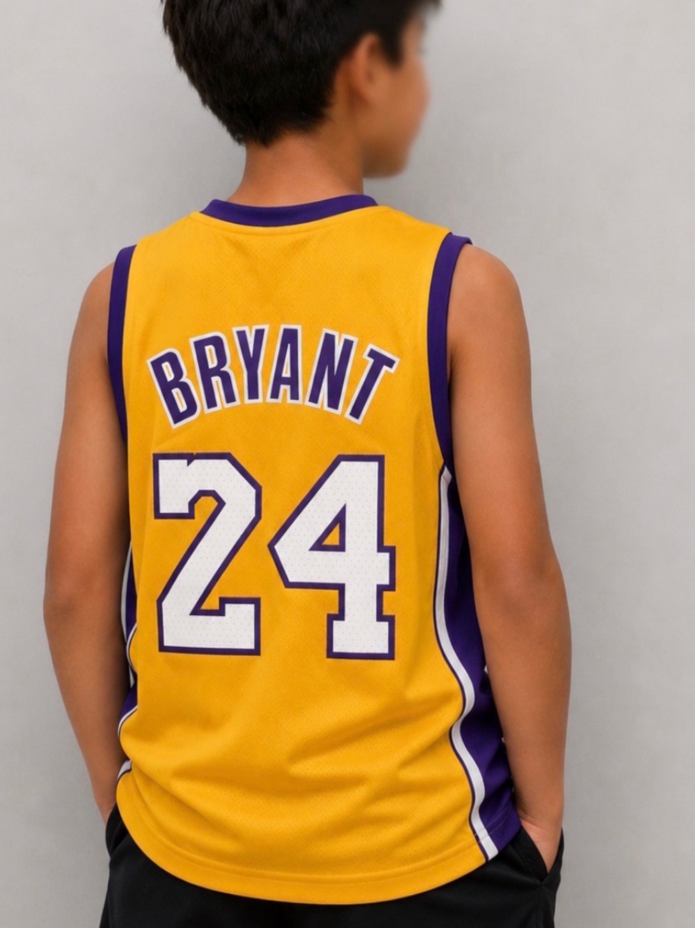 Kobe Bryant LA Lakers #24 Gold Kids Youth Medium 10/12 Basketball Jersey